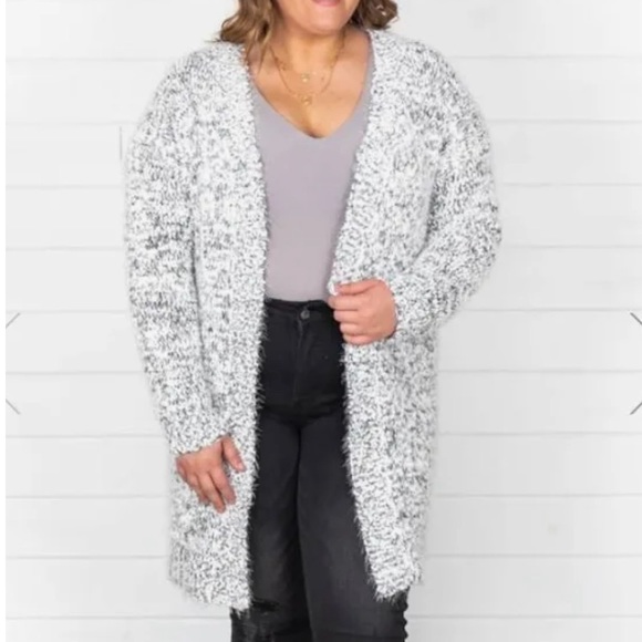 Pink lily You’re a mind reader fuzzy cardigan - Picture 2 of 7